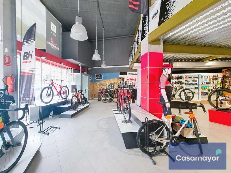 Foto 690f5d41-d1be-49ed-b439-c110d7bf7766. Business premise in Paus - Polígono San Blas Alicante