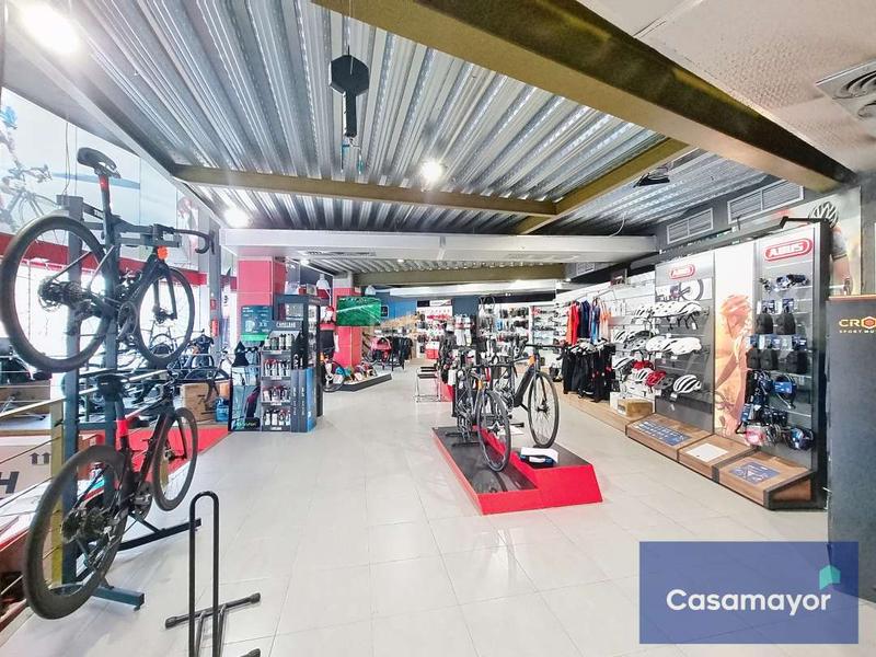 Foto 889eceb1-8dca-4434-9d29-bcc18afe98c7. Business premise in Paus - Polígono San Blas Alicante