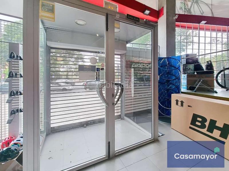 Foto c1d73d6b-6b7d-4ff1-b600-5ed5dcbe50ad. Business premise in Paus - Polígono San Blas Alicante