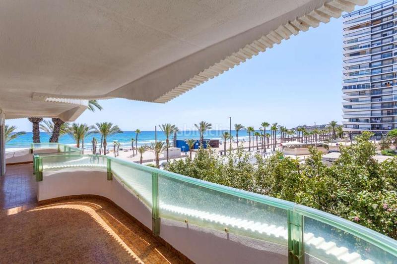 Foto 3ab94307-2fa5-47f3-bbb9-9e4cc011edbb. Alquiler piso  en alquiler con terraza en primera linea de playa san juan en Alicante