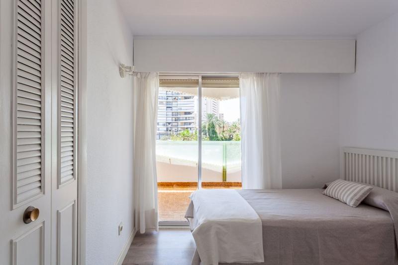 Foto 2062a32f-427f-4b87-b50a-ba97193e7ac0. Rent flat with heating parking pool in Playa de San Juan Alicante