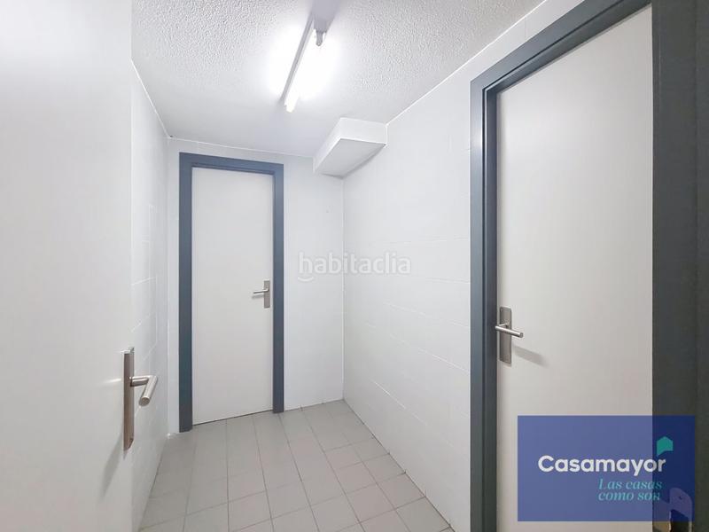 Foto e164dc8b-09cb-4ca7-8a7f-bc8a20b95c9b. Lloguer local comercial a Altozano - Conde Lumiares Alicante