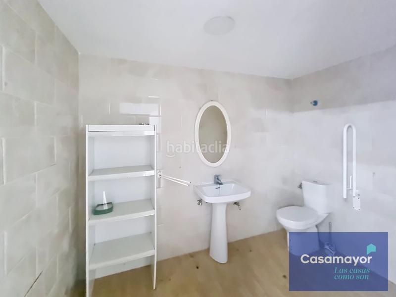 Foto 0d4e7469-1d84-49cc-a05e-15328ce3a347. Location local commercial dans Santo Domingo Alicante