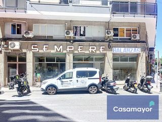 Local Comercial a Calle Churruca 11