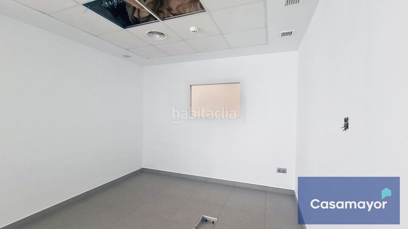 Foto 4ab887fc-aaf7-4557-9008-f6fdde9872ab. Affitto edificio in Divina Pastora Alicante