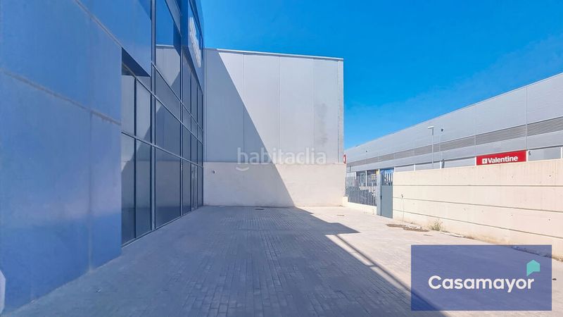 Foto e37e148b-d0f7-4462-91a1-3dd6d2ca5210. Affitto edificio in Divina Pastora Alicante