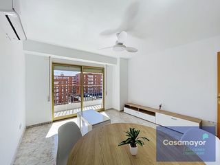 Lloguer Pis a Santo Domingo. Piso reformado en san blas