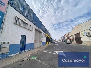 Nau industrial a Divina Pastora. Nave zona industrial y logística mejor conectadas de la ciudad