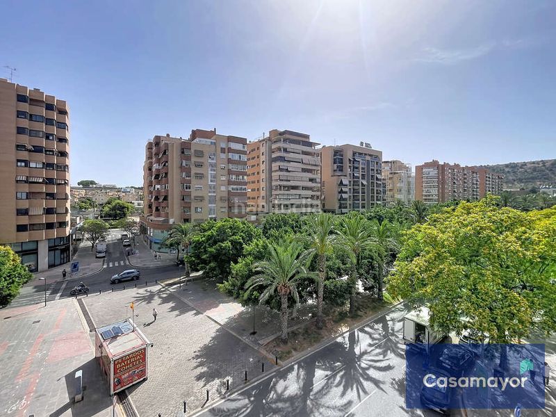 Foto 10b654a2-46a8-46dd-a156-3ec8b0584311. Pis amb aparcament piscina a Garbinet - Parque de las Avenidas Alicante