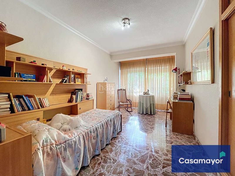Foto e230149a-3c3d-4abd-a9b3-1d6d9f9f54ad. Chalet in calle pío xii 19 in Centro Mutxamel