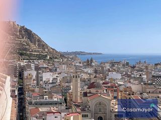 Piso  Calle poeta vila y blanco. Estudio en el corazón de alicante con vistas al mar