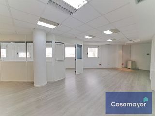 Büro in Avenida de la Estación 24