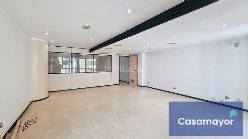 Foto a00d1359-cc72-477a-896f-a099e6ebba09. Miete büro in Ensanche-Diputación Alicante