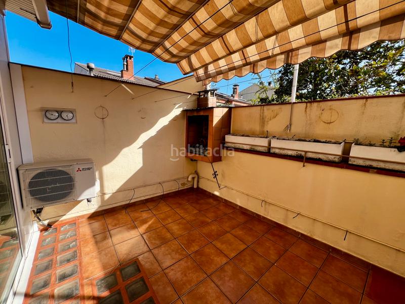 Foto 5ebd2fa1-ca96-4142-83ee-0ea4370d5490. Casa amb calefacció aparcament a Centre Sabadell