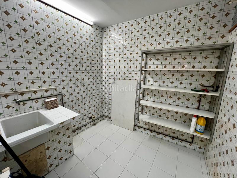 Foto 80e5ffb4-779e-4a2a-96dd-45cef2a94b81. Casa amb calefacció aparcament a Centre Sabadell