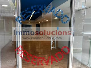 Miete Geschäftsraum  Carrer de prat de la riba. Local en zona comercial