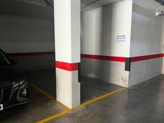 Lloguer Aparcament cotxe a Carrer de castellterçol 18. Plaza de aparcamiento a pié de calle