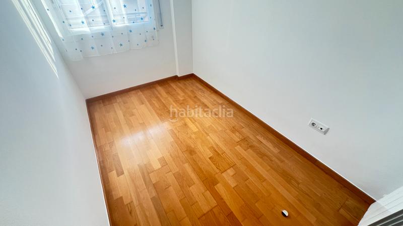 Foto ec5cc449-eed7-4a2c-acce-b868859b3a00. Lloguer pis amb calefacció aparcament a San Pere Terrassa