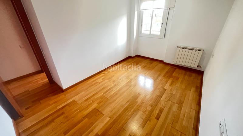 Foto 26f19766-2cea-43eb-99b6-7d778cfb5193. Rent flat with heating parking in San Pere Terrassa