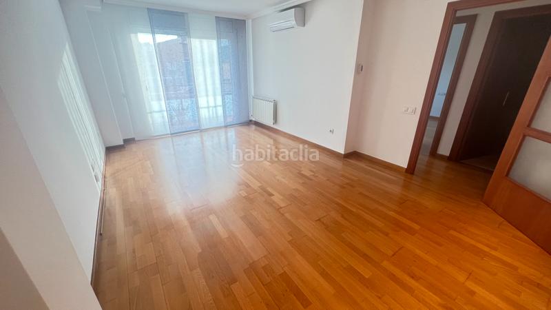 Foto 64572080-653c-4a25-9bb6-033f9628891d. Rent flat with heating parking in San Pere Terrassa