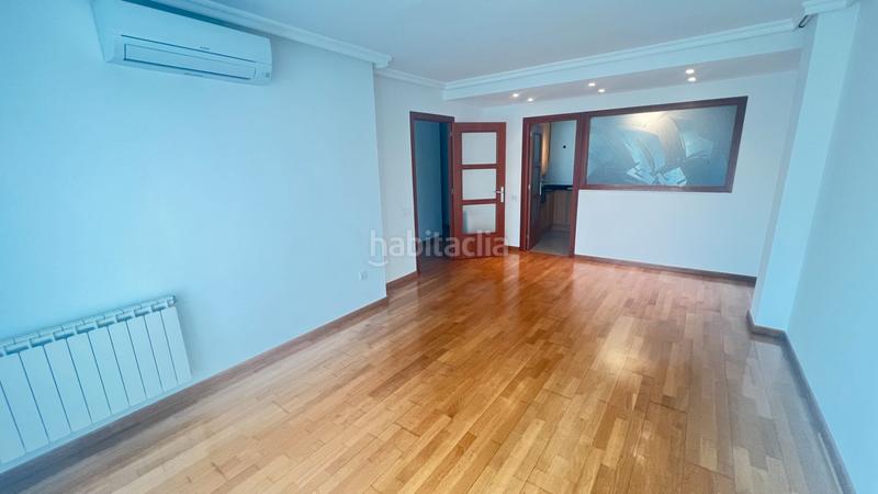 Foto 7a401a2d-ea79-4ada-8ead-3a70e6fec067. Rent flat with heating parking in San Pere Terrassa