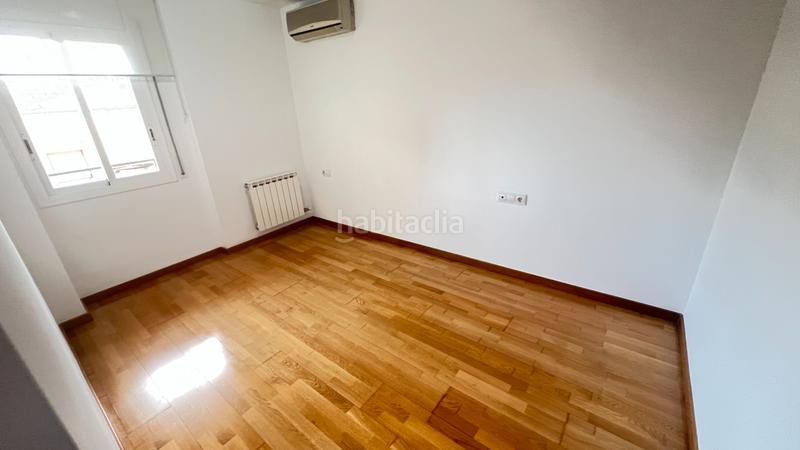 Foto 91fc2ec7-644e-4fe5-b344-e55deea86703. Rent flat with heating parking in San Pere Terrassa