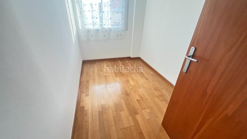 Foto 9729ba89-b076-4cc0-8ac2-f1b6df20e6b2. Rent flat with heating parking in San Pere Terrassa