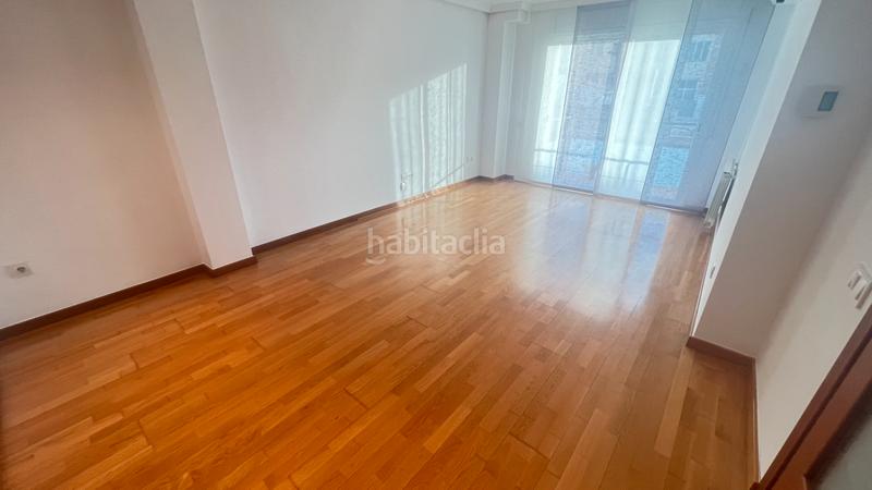Foto cb6b60e1-b2cb-441f-8e89-125ef663c57e. Rent flat with heating parking in San Pere Terrassa