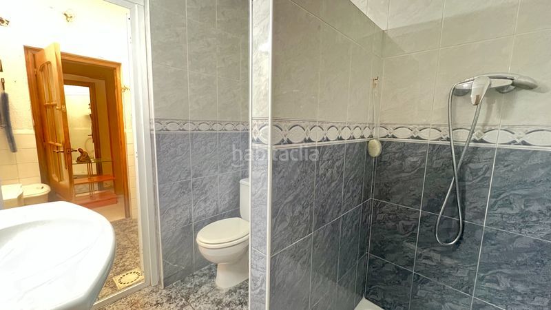 Foto 077417a8-a54b-44fd-9845-12fdd4272f53. Casa amb aparcament a Poble Nou Terrassa