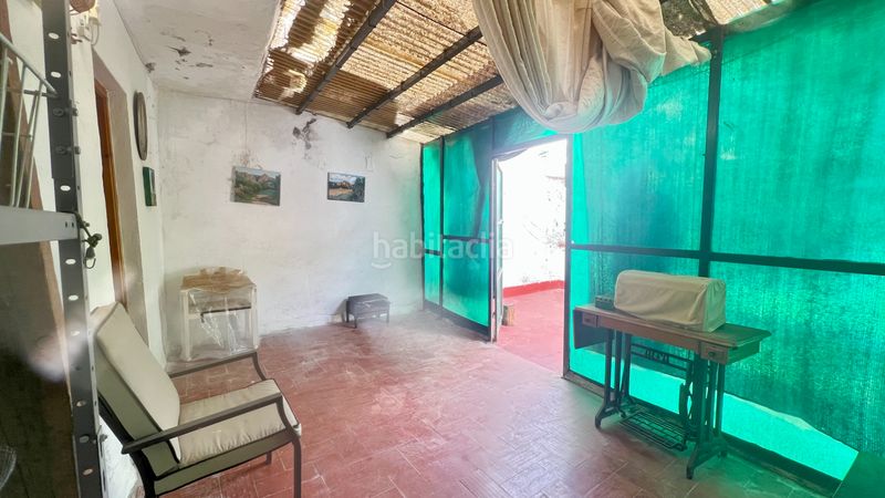 Foto 3408f117-2ea5-46c2-b233-b7e2794b1c3c. Casa amb aparcament a Poble Nou Terrassa