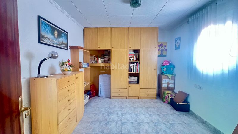 Foto 5c46a053-9e07-4b78-a07b-d30817014d42. Casa amb aparcament a Poble Nou Terrassa