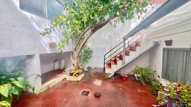 Foto 6bde28ce-9cf9-4162-85b5-c4ddf7e53400. Casa amb aparcament a Poble Nou Terrassa