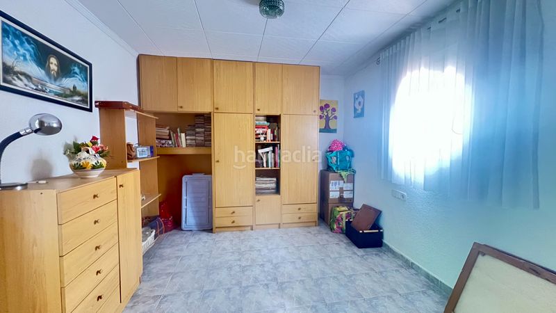 Foto 78930a44-9ddb-4aa7-9767-d7f51046e104. Casa amb aparcament a Poble Nou Terrassa