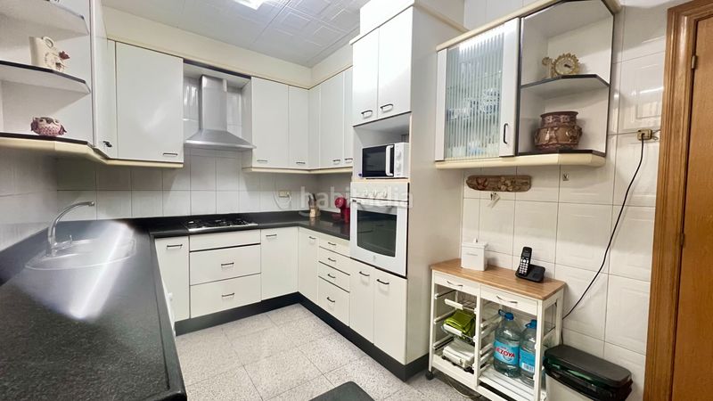 Foto 80899eda-6846-4eb0-b016-0a1cbad1a512. Casa amb aparcament a Poble Nou Terrassa