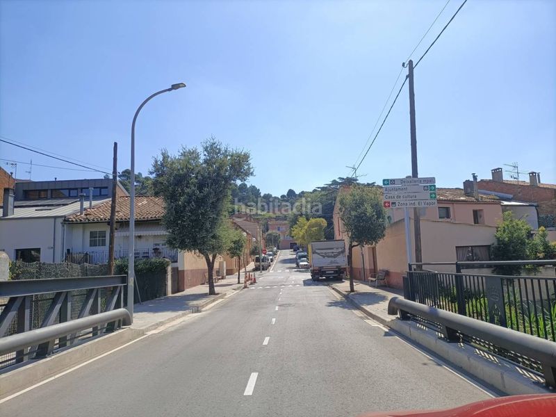 Foto e7721985-7c67-4c23-8cc2-2b4bb39de92a. Solar industrial a avenida granera 54 a Sant Llorenç Savall