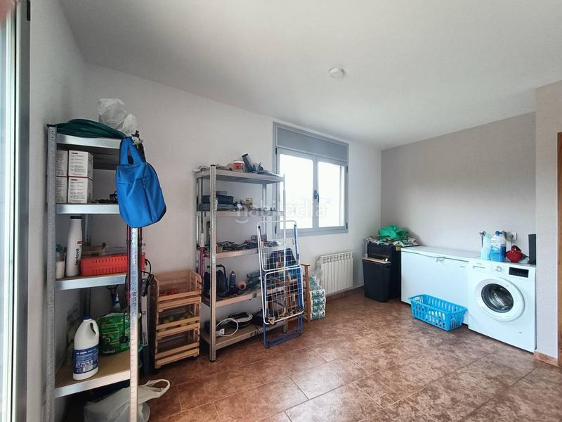 Foto 2f9db582-3432-4261-b4f3-2417a45b9d05. Edifici a sant llorenç 6 a Sant Llorenç Savall