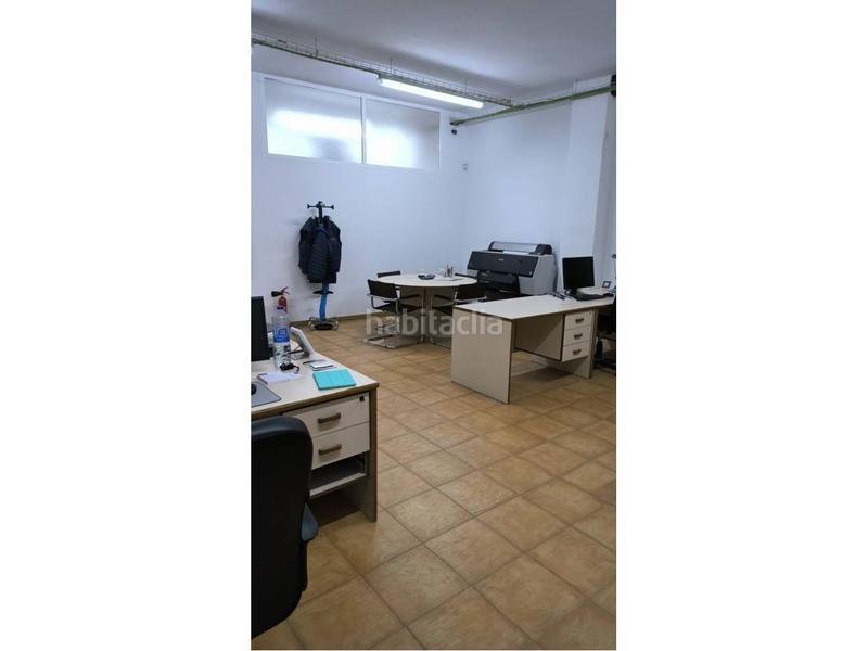 Foto 2836d389-81df-4cf2-bd26-3d381884b71f. Affitto locale commerciale in ribot i serra 143 in Sabadell