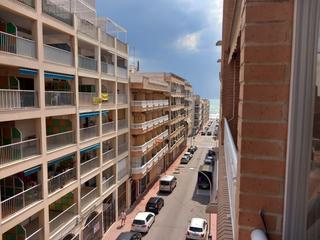 Pis a Carrer blasco ibáñez 54. Apartamento a 80 metros del mar