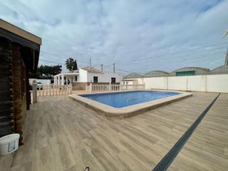 Chalet à Vereda la colegiala 59. Chalet a 10 minutos de las playas de guardamar del segura