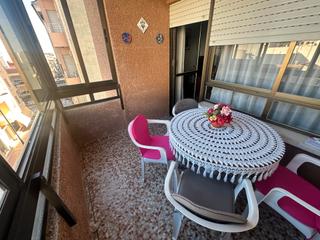 Appartement à Carrer migdia 19. Apartamento de 120 m2 en pleno centro pueblo