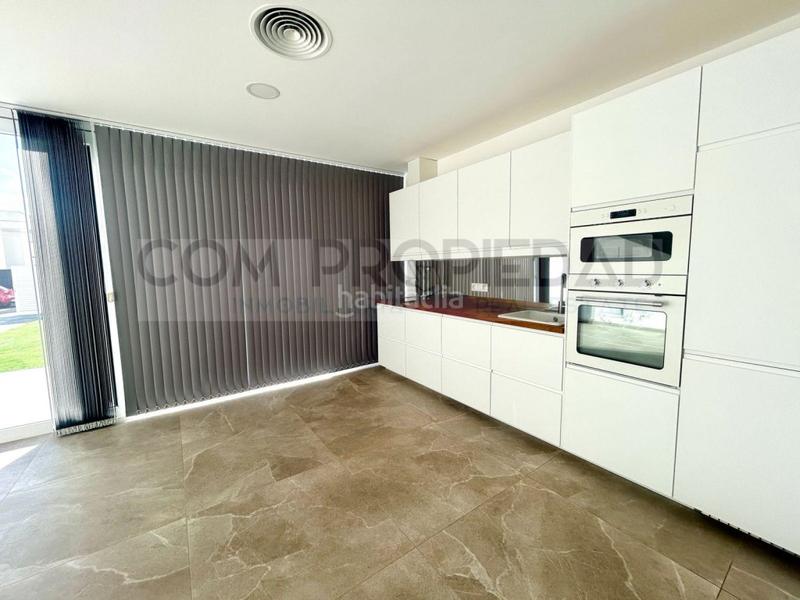 Foto bf92115d-7098-48dc-9d09-adf736557b48. Rent ground floor with pool in Badia Blava-Badia Gran-Tolleric Llucmajor