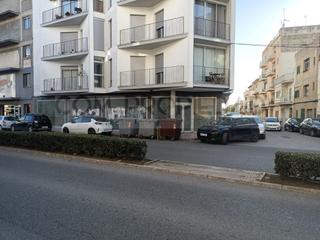 Local commercial à Manacor Centre. Local comercial de 377 m2 en esquina avenida principal manacor
