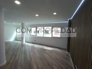 Piso en Pere Garau. Piso de lujo a estrenar con plaza de parking junto al centro de