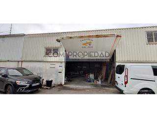 Nau industrial a Son Ramonell-Es Figueral. Nave industrial de 275 m en venta como inversin en el polgono