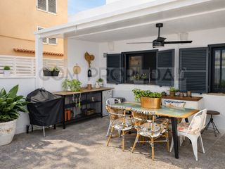 Casa a Los Almendros-Son Rapinya. Casa unifamiliar reformada en son rapinya  zona colegios.