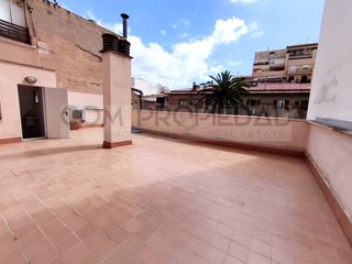 Alquiler Piso en Foners. Amplio piso de 101m en foners  palma con terraza y excelentes ca