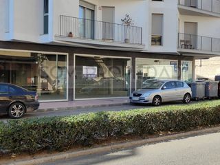 Locale commerciale in Manacor Centre. Local comercial de 377 m2 en esquina avenida principal manacor