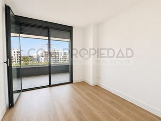 Miete Etagenwohnung in Polígon de Llevant. Piso de lujo en edificio de nueva construcción frente portixol