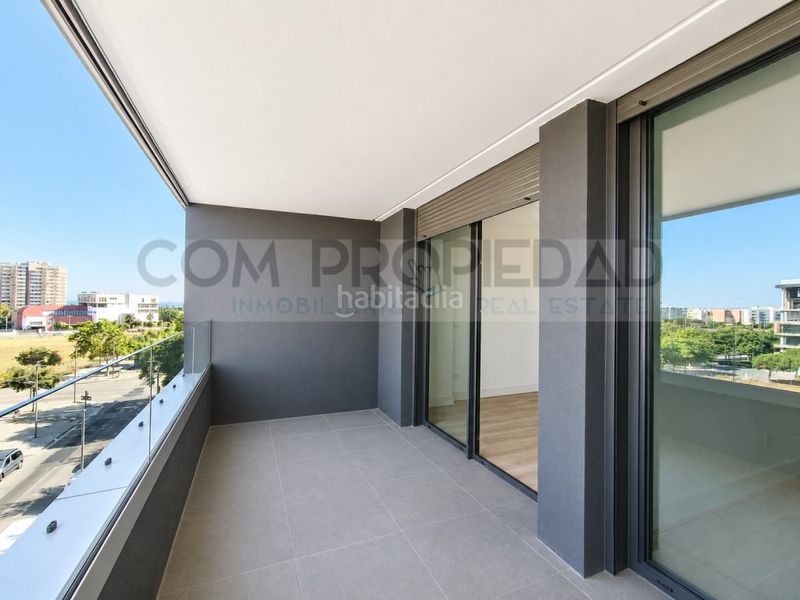 Foto 28d94310-baee-4dd5-8cfc-7989567f9aad. Alquiler piso  de lujo en edificio de nueva construcción frente portixol en Palma de Mallorca