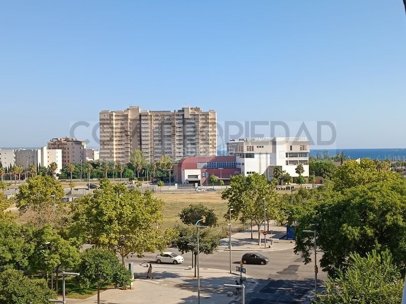 Foto b624c5eb-d69d-415a-b715-8642bc1fbda1. Alquiler piso  de lujo en edificio de nueva construcción frente portixol en Palma de Mallorca